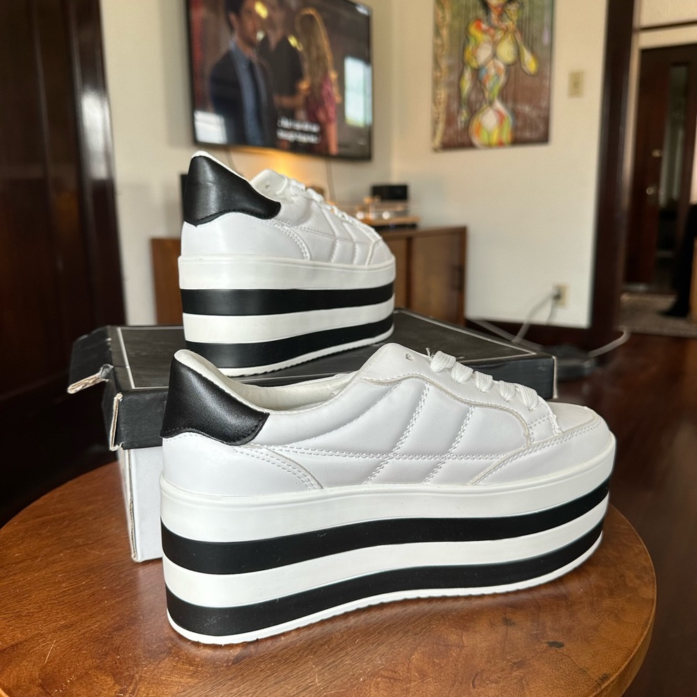 NWT Qupid White Quilted Wedge/Platform Sneakers